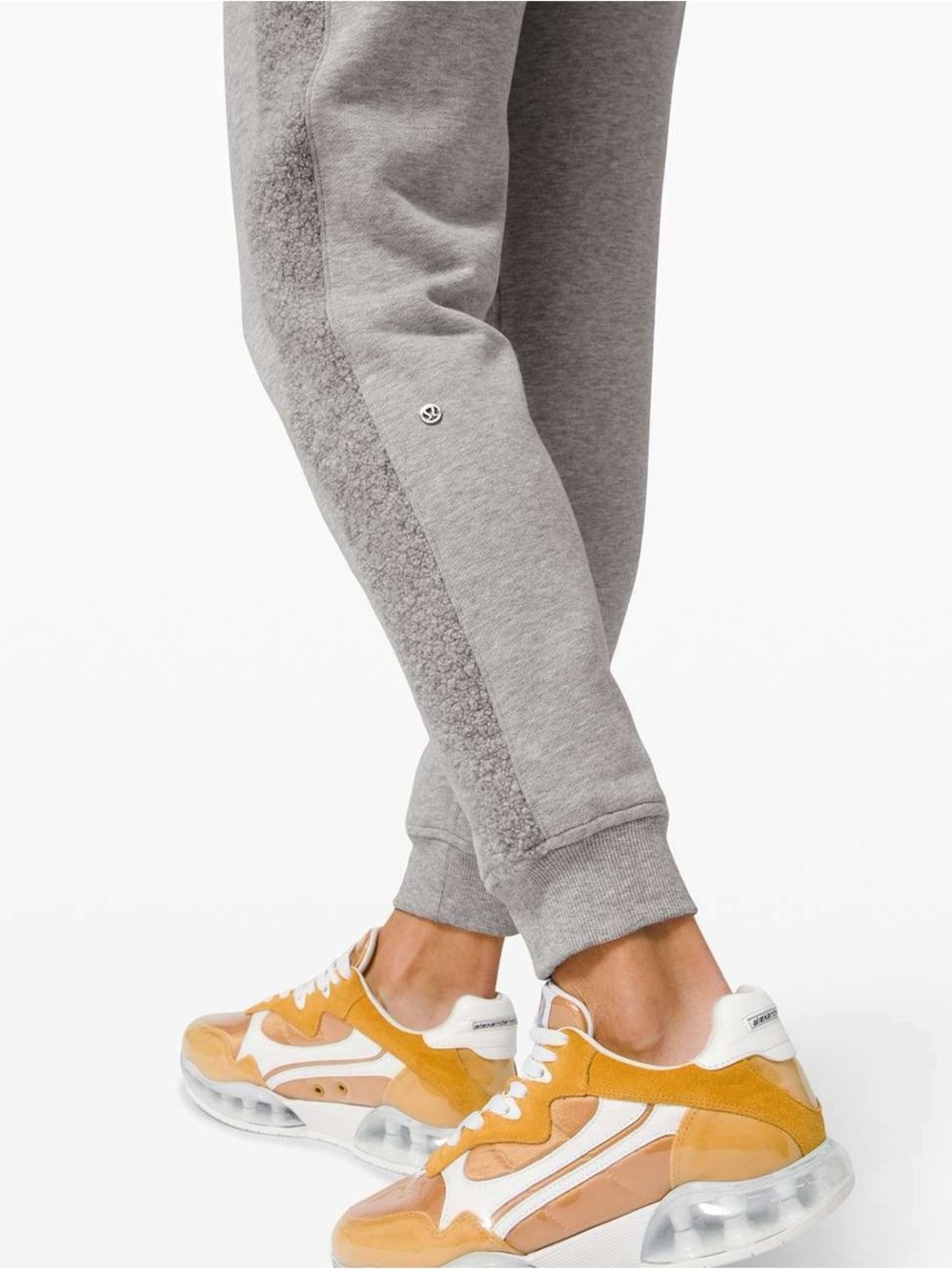 Authentic Lululemon Scuba Jogger *Sherpa Stripe Cozy Gray Sherpa-Trim Sweatpants - Picture 5 of 7